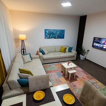 Tirana Contact Apartment Exteriér fotografie